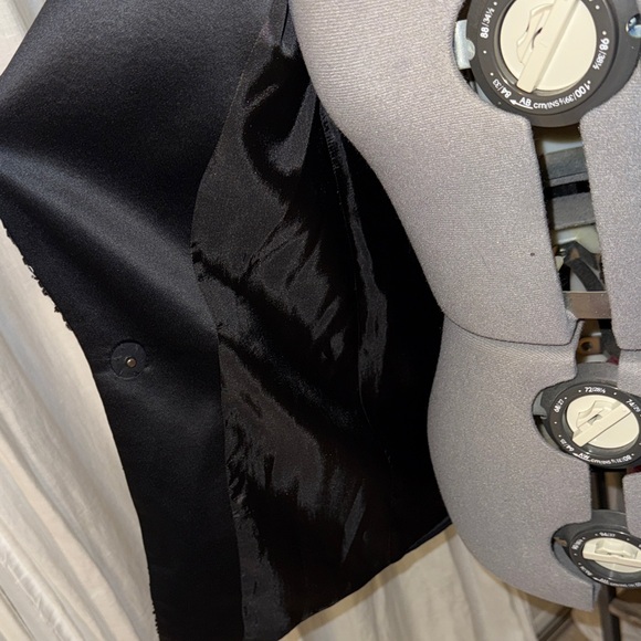 Neiman Marcus Monochrome Patterned Sequined Tuxedo Blazer - Picture 10 of 11